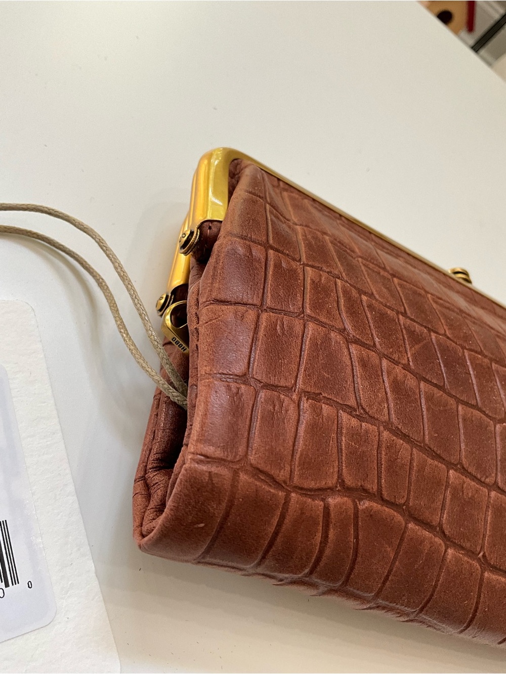 HOBO Lauren Brown Croc Embossed Leather Kiss Lock Frame Clutch Wallet NWT - Picture 6 of 12